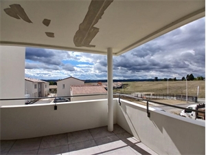 t3 à la location -   11400  CASTELNAUDARY, surface 59 m2 location t3 - UBI443854481